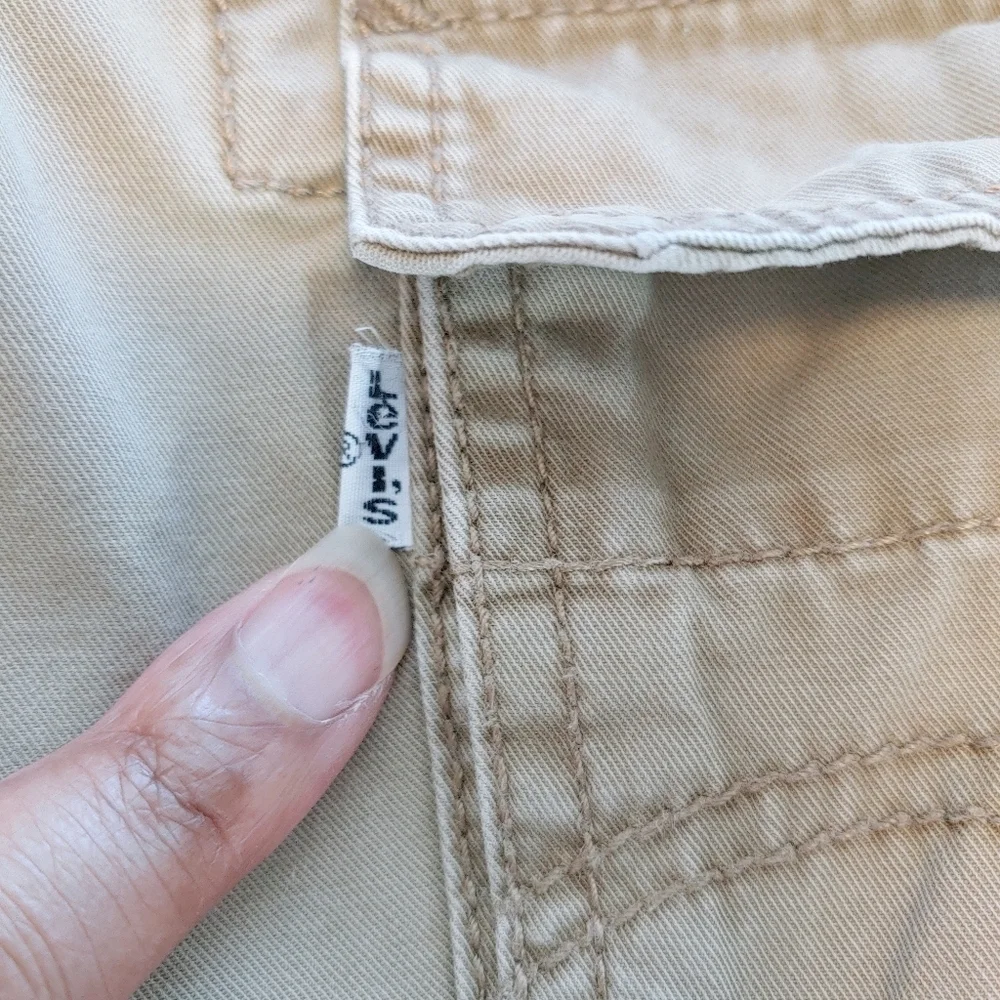 Levi's Men's Light Brown Cargo Shorts Sz 33 Casual Outdoors Hiking Camping